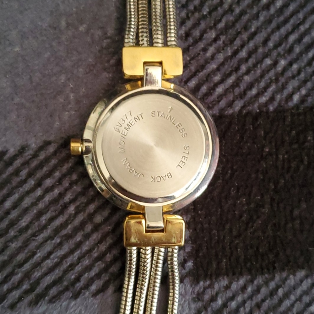 Watch - Picture 3 of 4